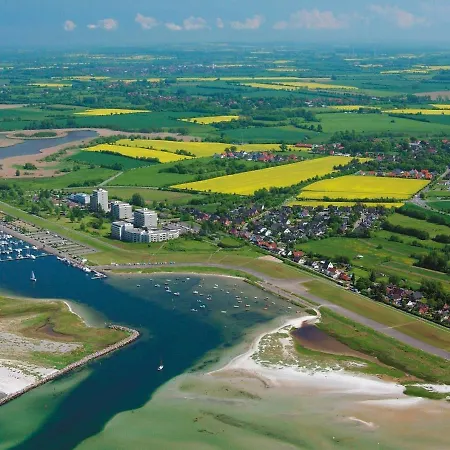 Two-bedroom Holiday In 4 *
